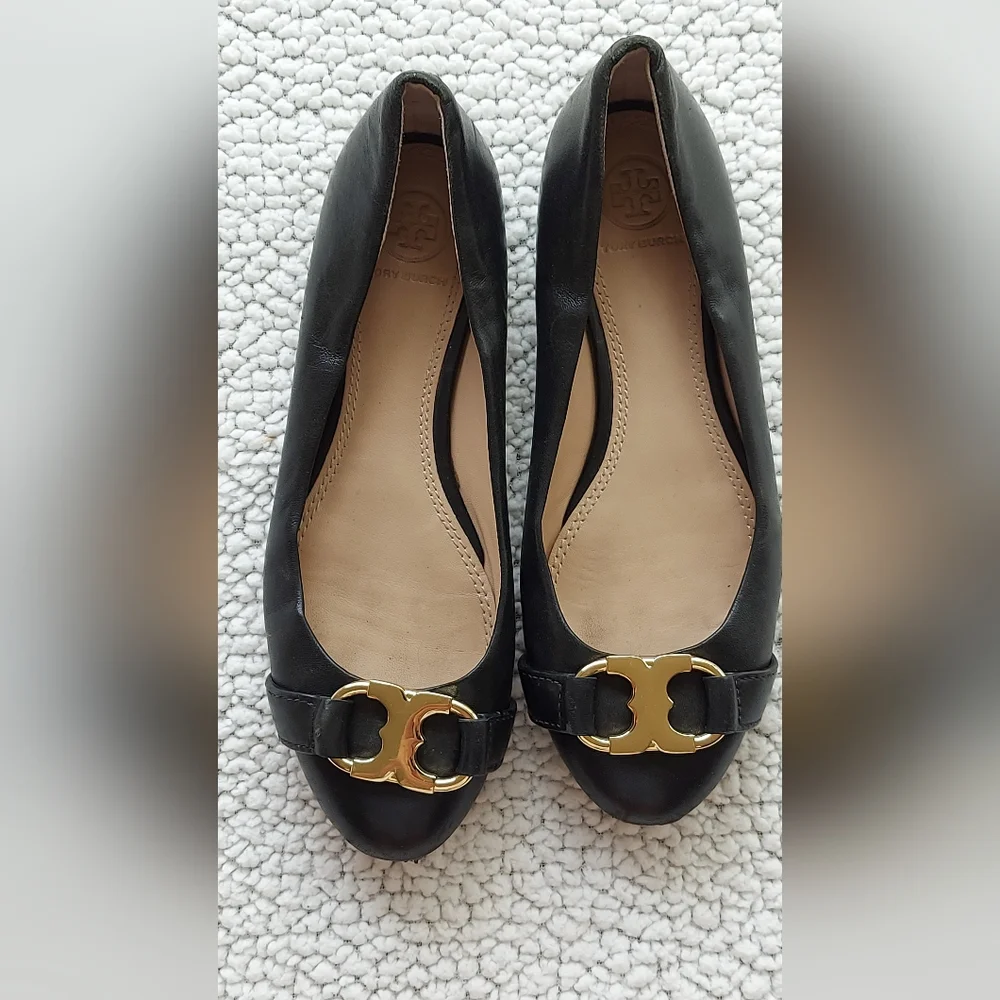 Tory Burch Black Leather Ballet Flats with Gold Logo Accent